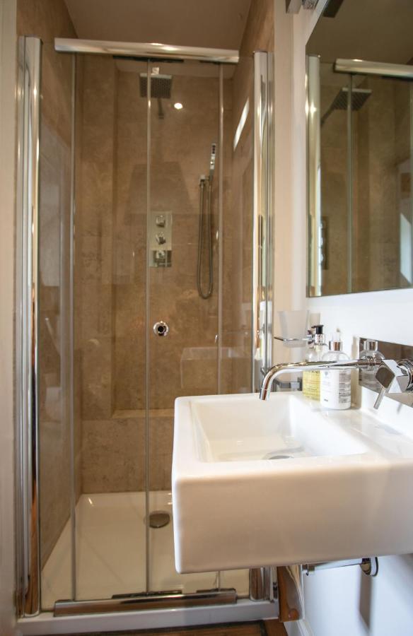 The Quay - Old Town Poole B&B - Great Location - Secure Free Parking Exteriör bild
