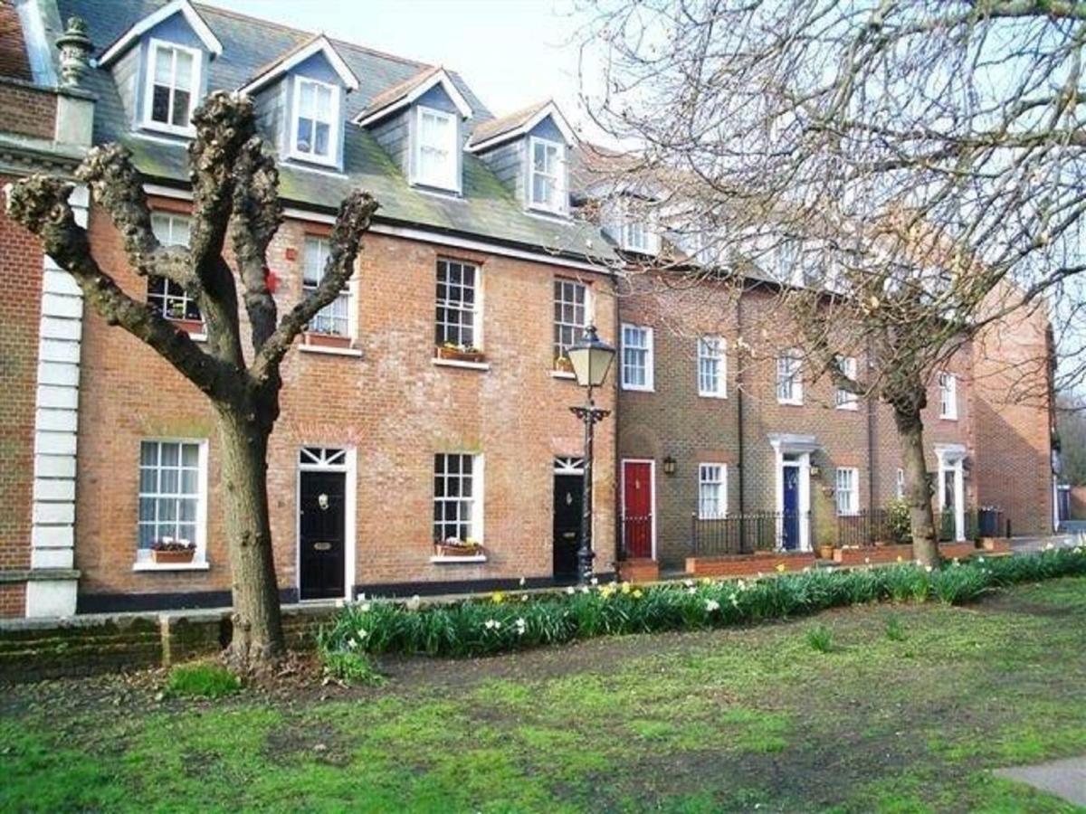 The Quay - Old Town Poole B&B - Great Location - Secure Free Parking Exteriör bild
